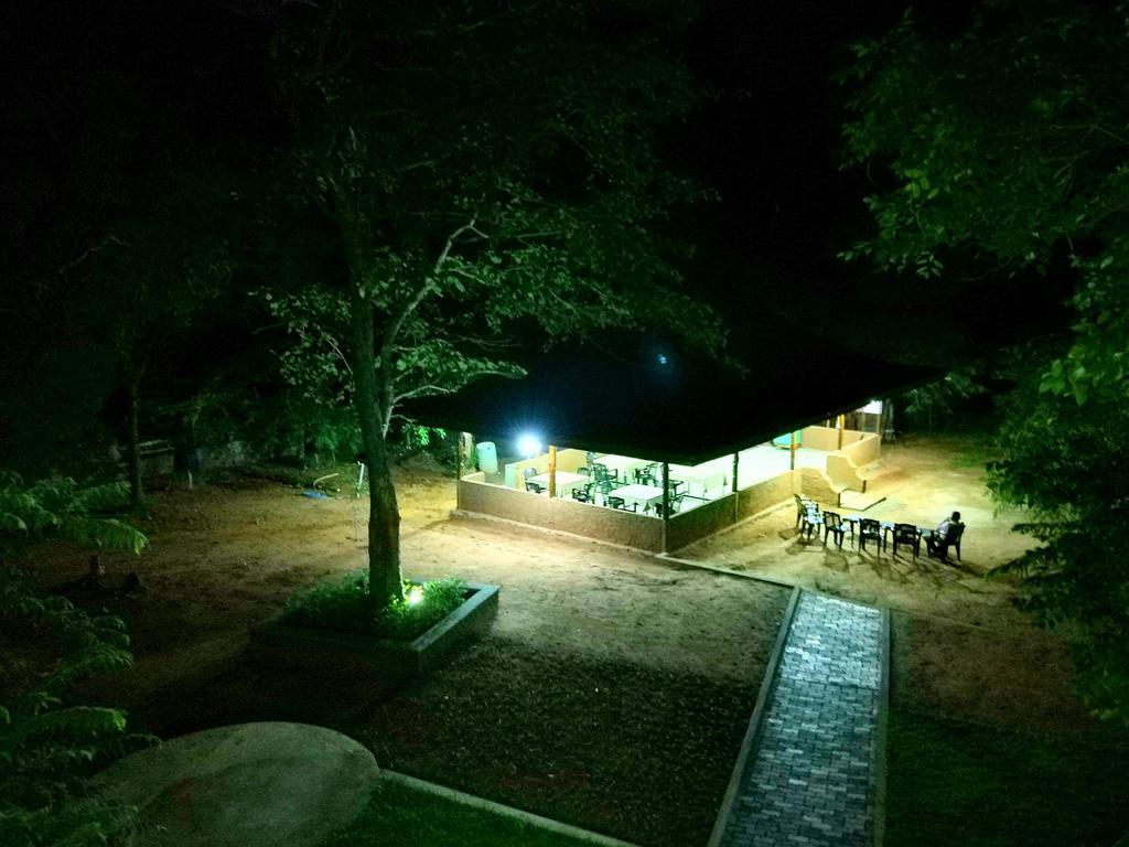 Wildescape Polonnaruwa Villa ภายนอก รูปภาพ